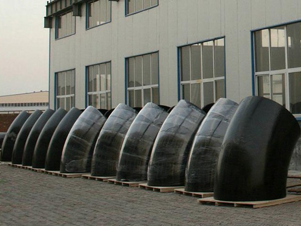 大口径弯头库存